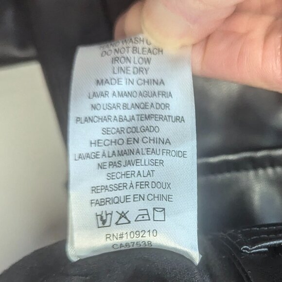 NWT Windsor Size XS Black Pleather Cargo Pants - Picture 2 of 12